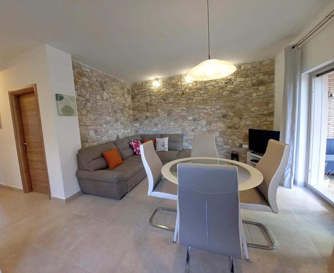 House Matteo, Valdenaga